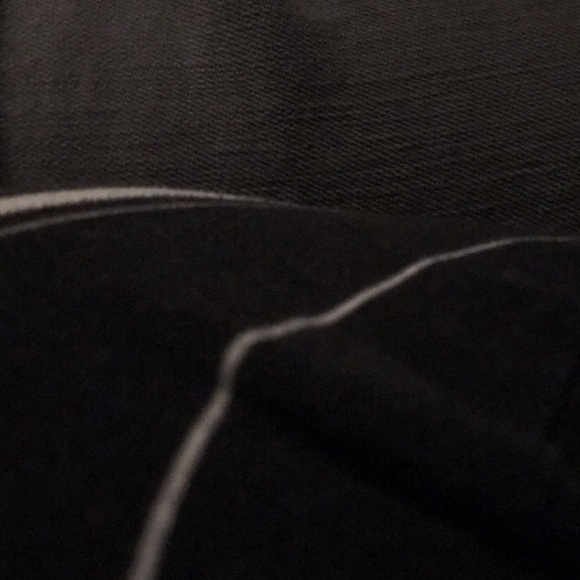 Meet your Posher, Domenique - Picture 1 of 1